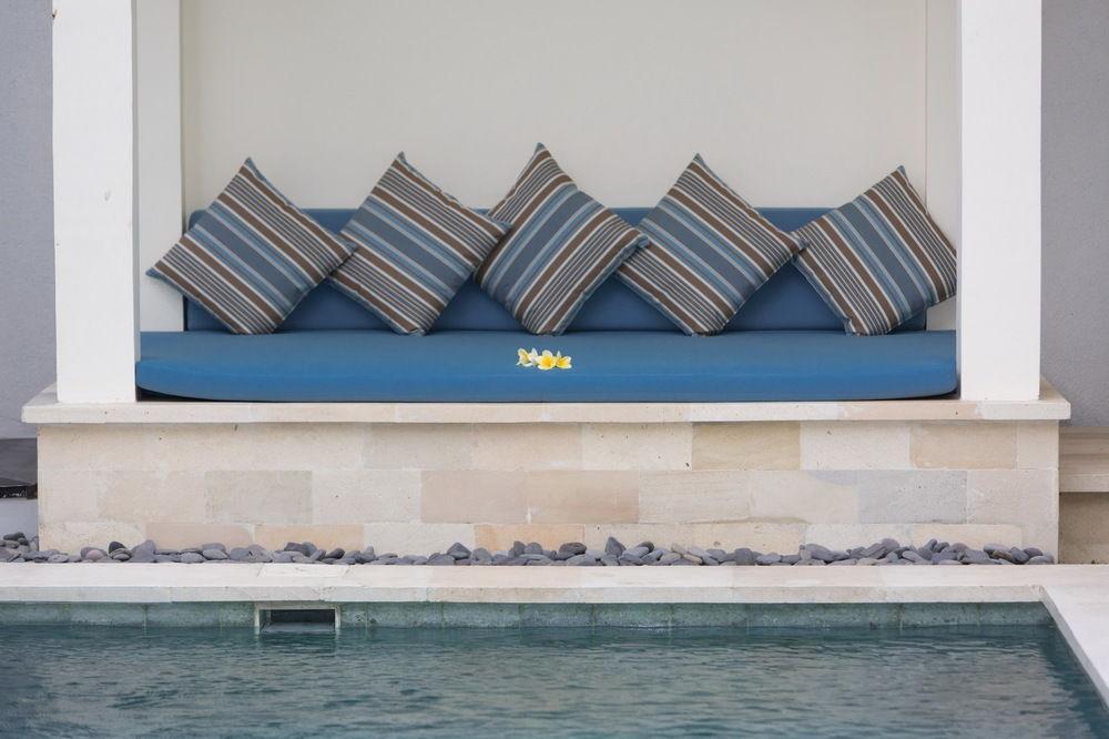 Villa Alaya By Nagisa Bali เซมินยัค ภายนอก รูปภาพ